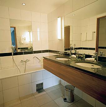 Hotel Skt Petri bathroom
